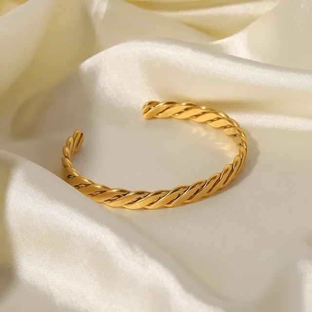 Braided - Bangle